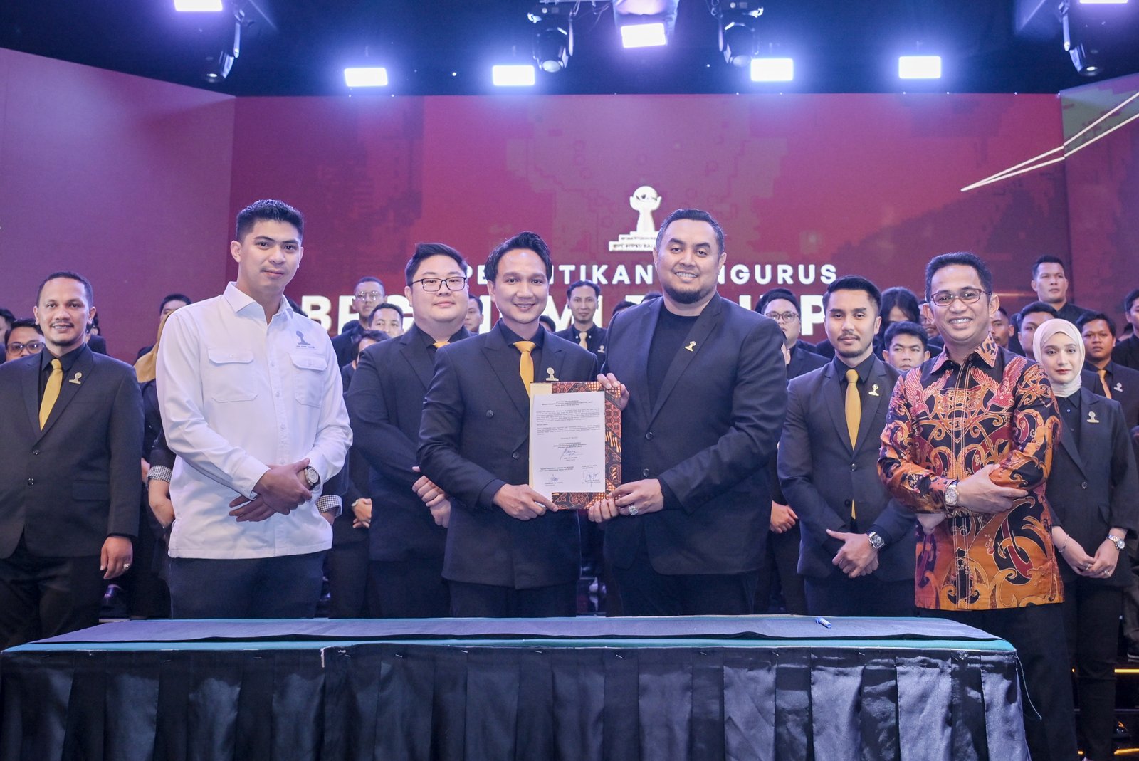 Perjalanan Penuh Inspirasi Adam Dustin Bhakti